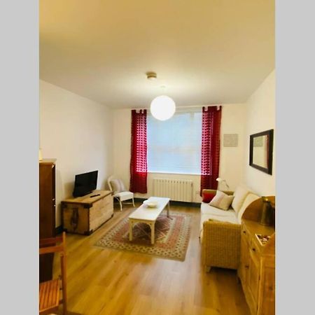 Beautiful Ground Floor Apartment In St Leonards Bagian luar foto