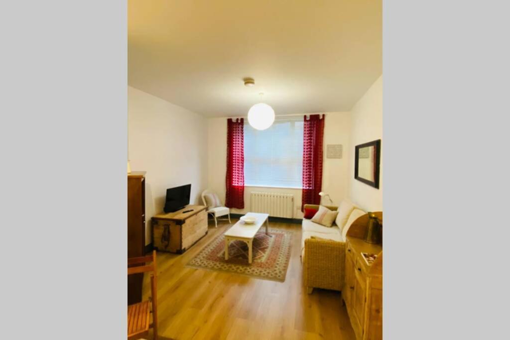Beautiful Ground Floor Apartment In St Leonards Bagian luar foto