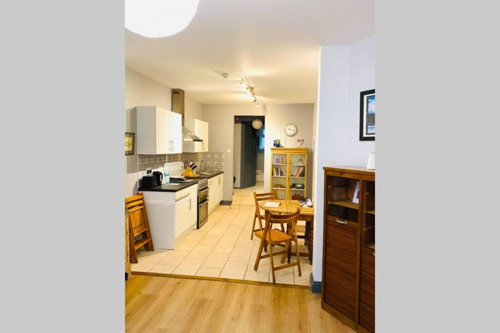 Beautiful Ground Floor Apartment In St Leonards Bagian luar foto
